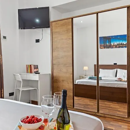 Lovely Central 2-bedroom With Free Parking * Bucharest